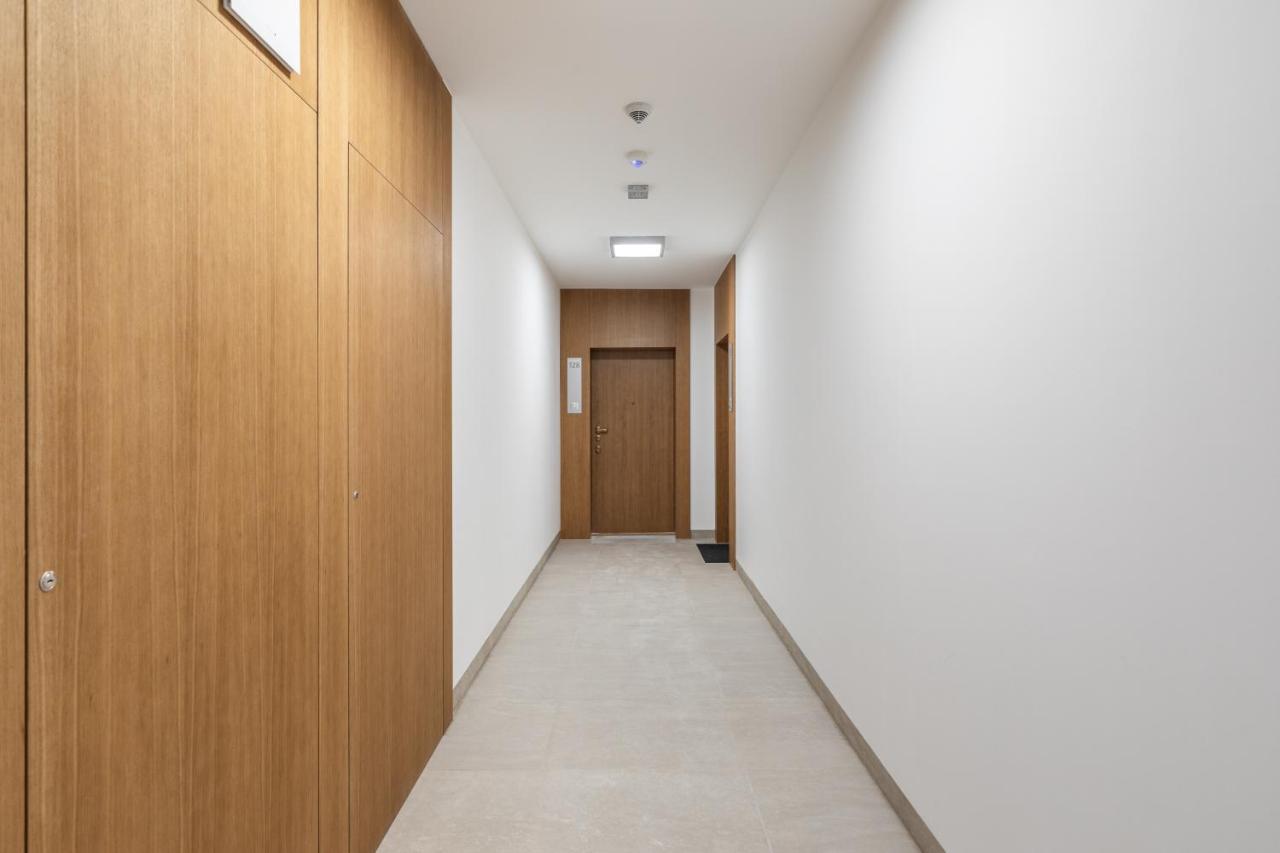 Superapart Sierakowskiego 4 Apartment Warsawa Bagian luar foto